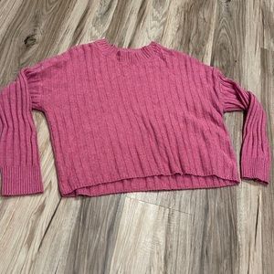 American Eagle sweater pink size small
